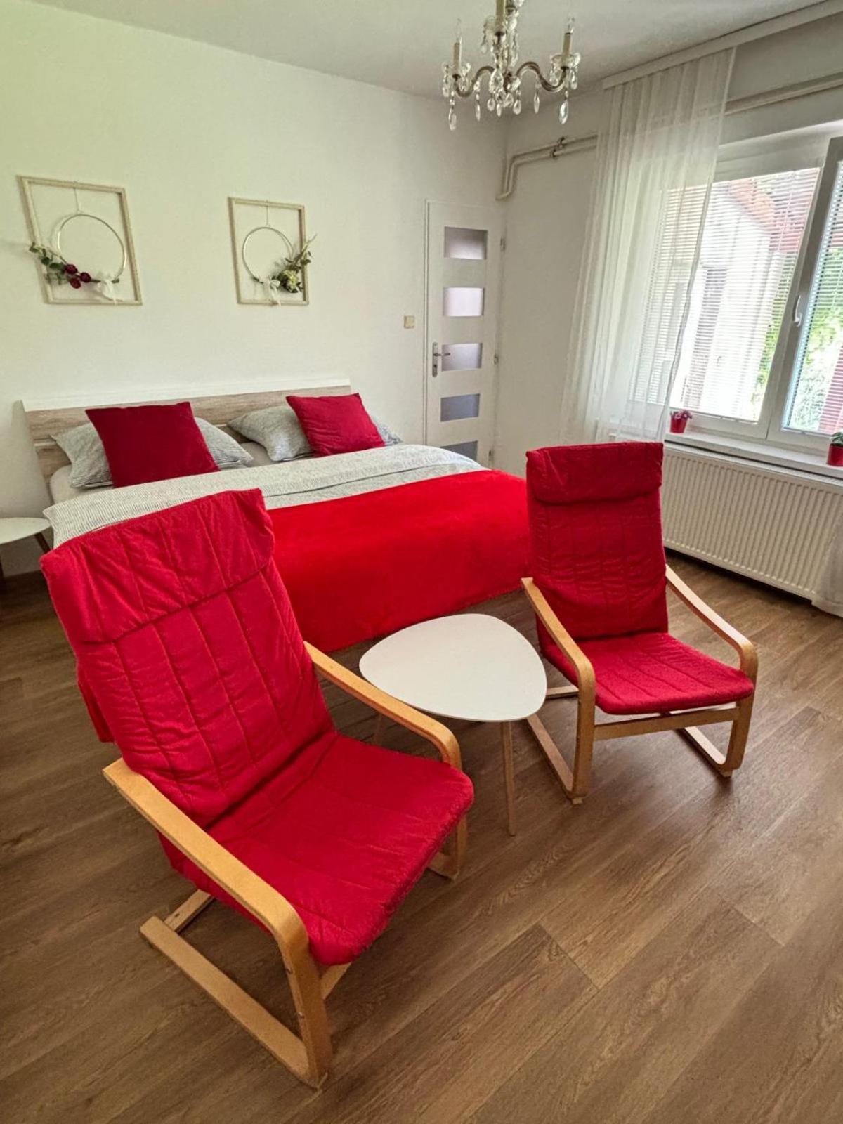Apartman Vendy Karlovy Vary Ngoại thất bức ảnh