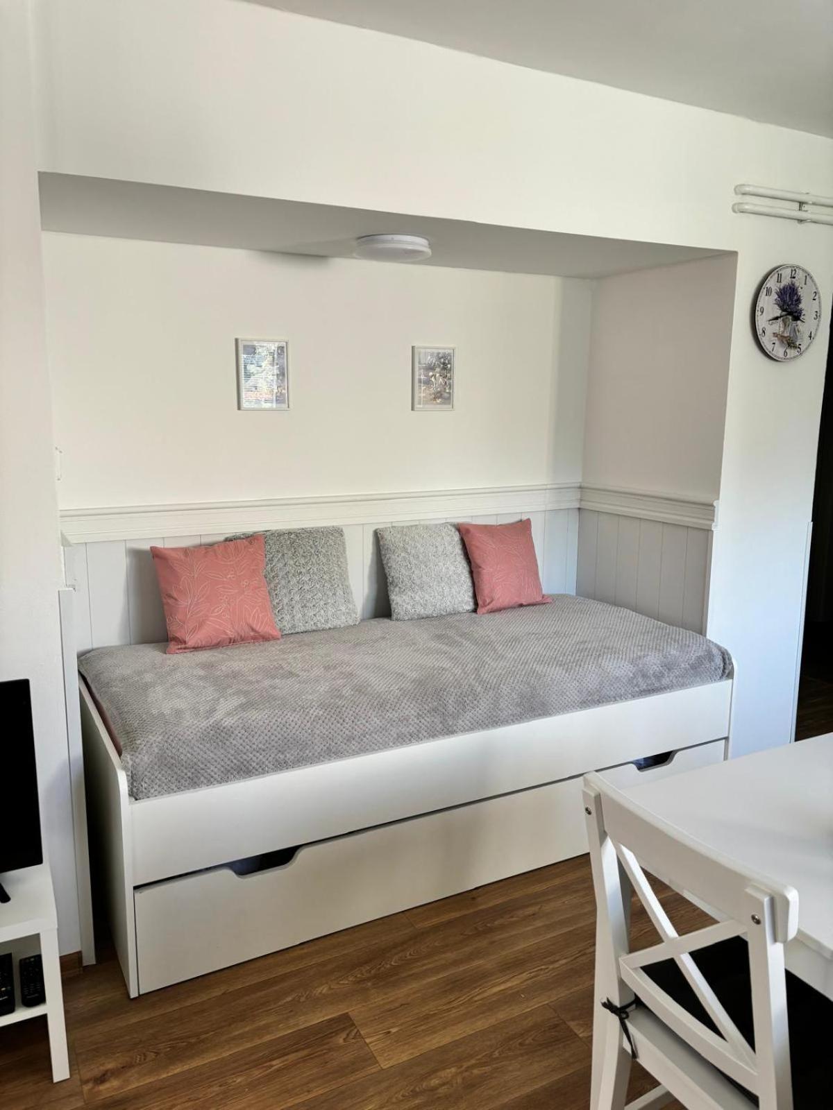 Apartman Vendy Karlovy Vary Ngoại thất bức ảnh