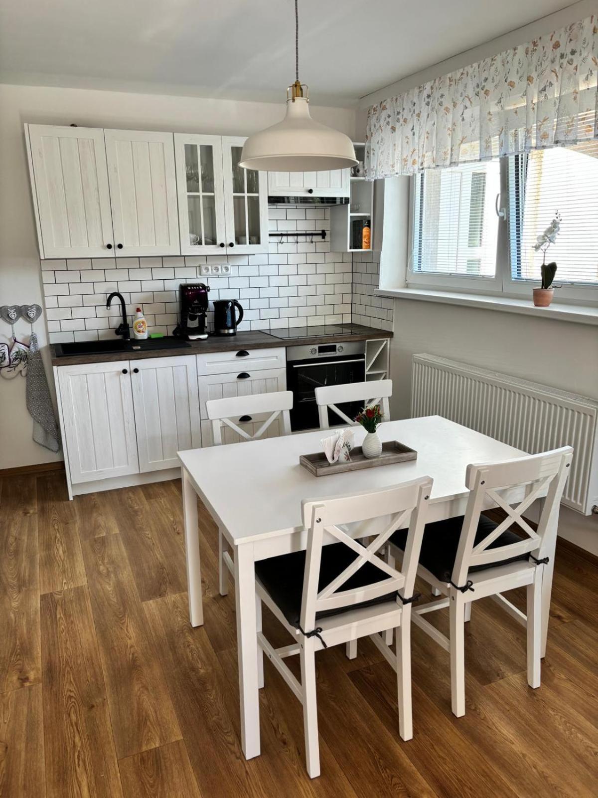 Apartman Vendy Karlovy Vary Ngoại thất bức ảnh